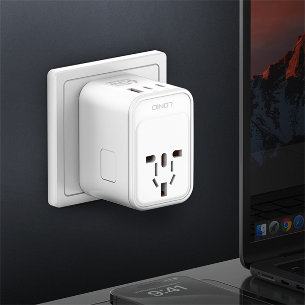 LDNIO Z6 3 USB Ports 65W GaN Travel Adapter - Image 4